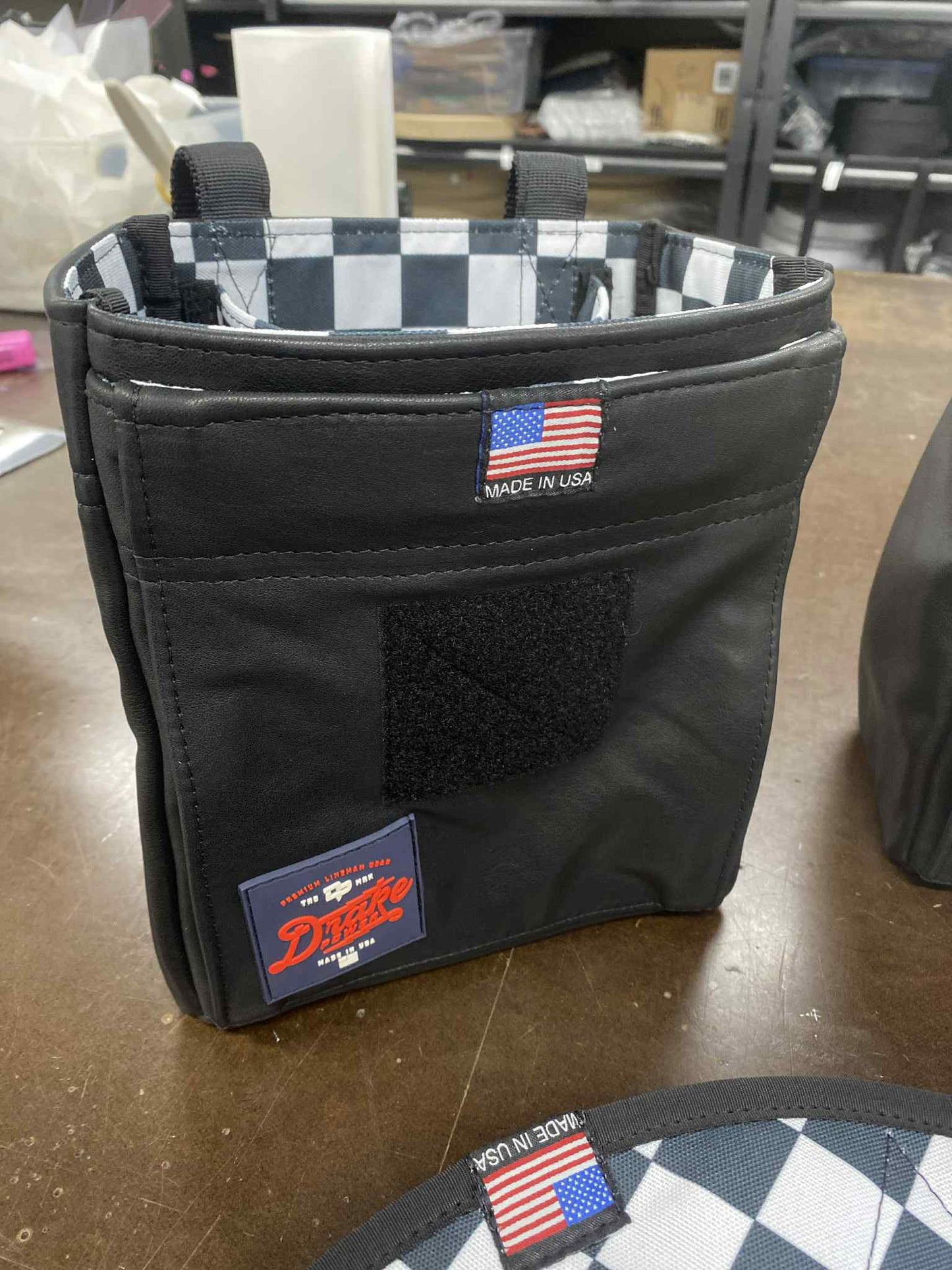 LEATHER DITTY BAG